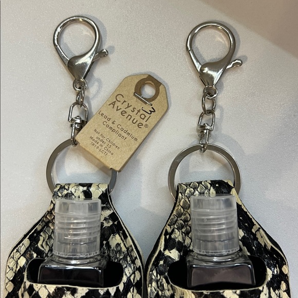 Crystal Avenue Snake Print Hand Sanitizer Holder Keychain - Picture 6 of 10